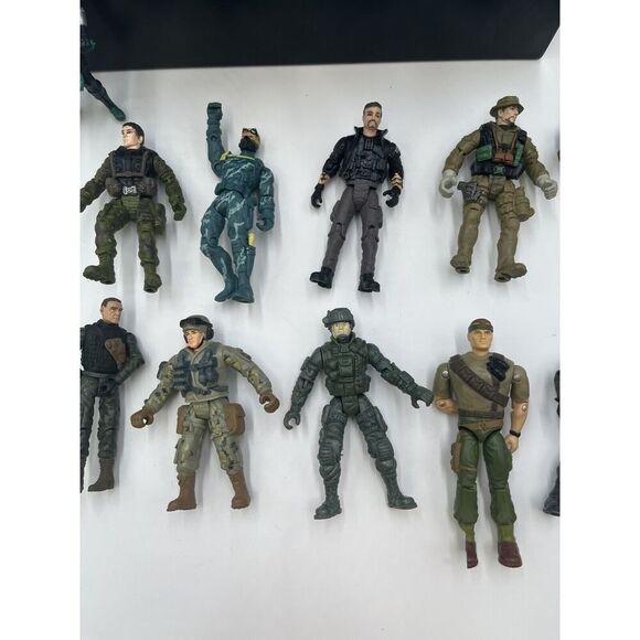 Lanard Mix Lot of Action Figure, accessories, helicopter Army Military & more! - Picture 7 of 11